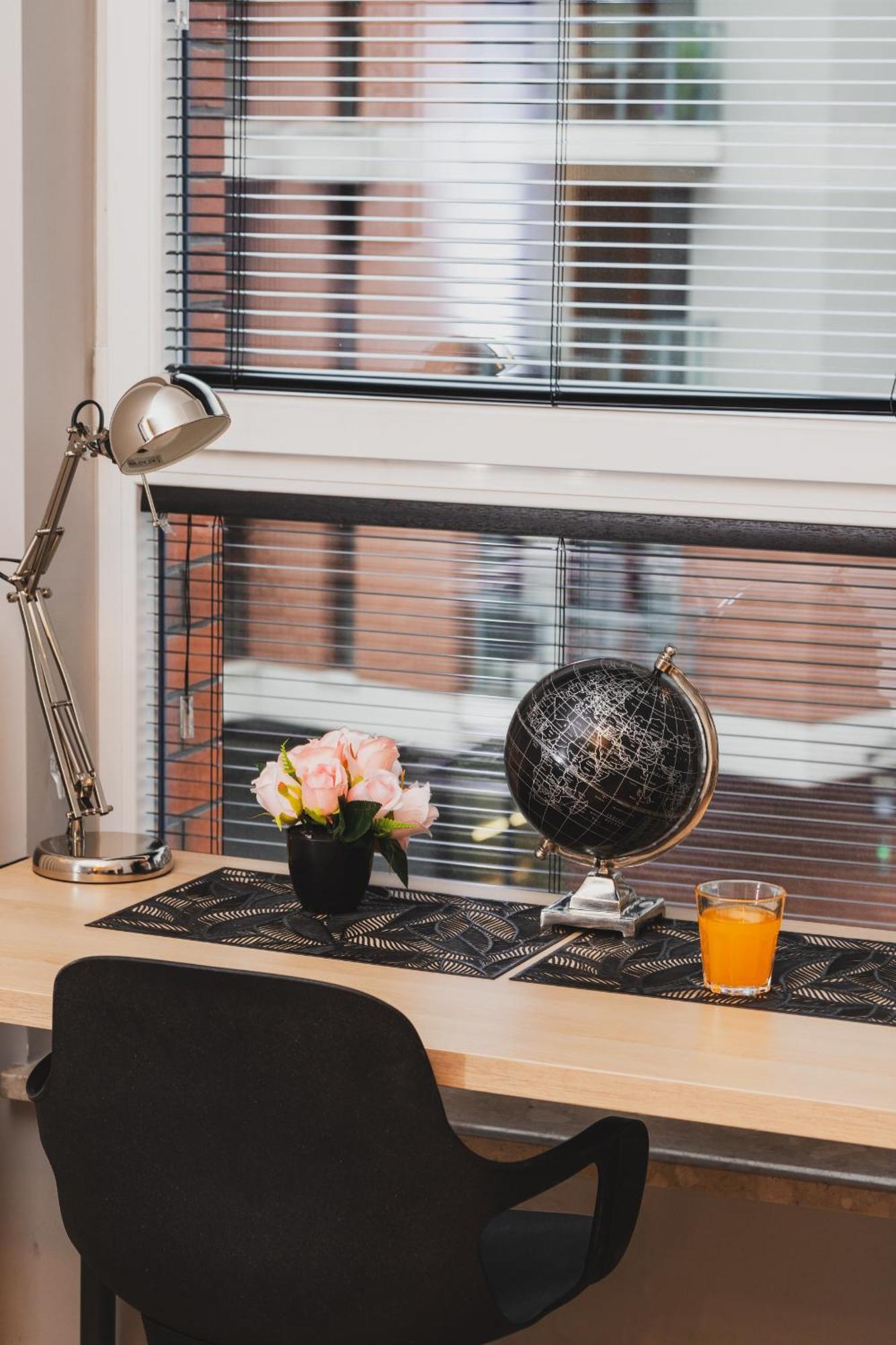 Studio Fahrenheit In Central Gdansk By Noclegi Renters المظهر الخارجي الصورة